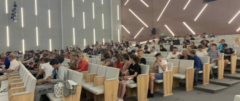 Вперше на Закарпатті: літня школа із інформатики стартувала в Ужгороді