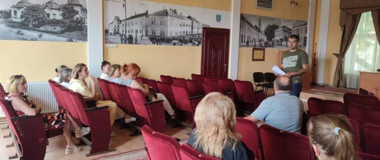 У Берегові провели тренінг на тему допомоги людям, які постраждали від торгівлі