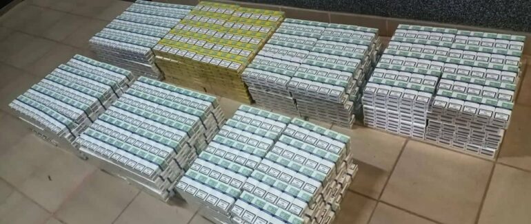 Закарпатських контрабандистів з 3500 пачками сигарет затримали за 400 метрів до кордону