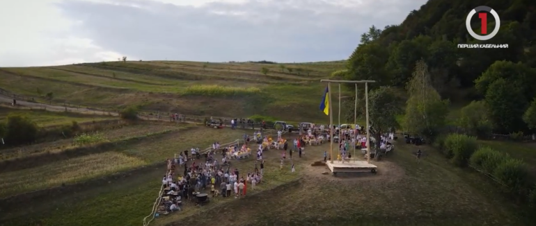 Найвища гойдалка України: в Тур’я-Реметівській ОТГ встановили національний рекорд (ВІДЕО)