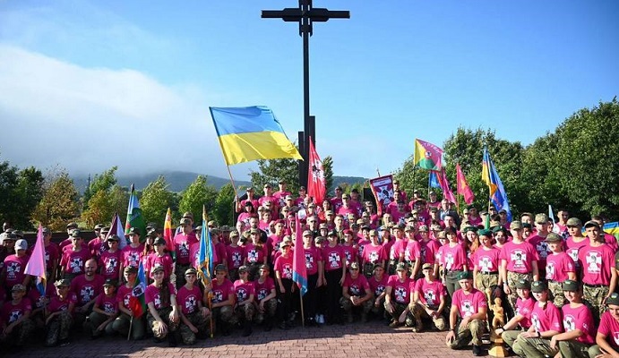 Військова патріотична гра “Джура” на Закарпатті: Хустщина зустріла молодь із 15 регіонів України