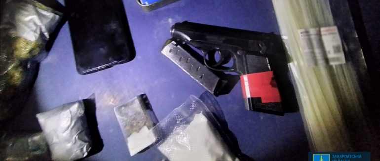 У Воловці судитимуть чоловіка, в автомобілі якого знайшли партію кокаїну на понад 1 мільйон гривень