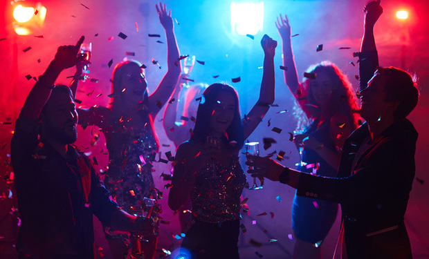 В Ужгороді заборонили нічні розважальні заходи