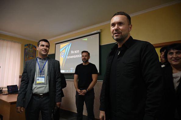 Міністр освіти на Закарпатті: навчальний процес в області приїхав перевірити Сергій Шкарлет