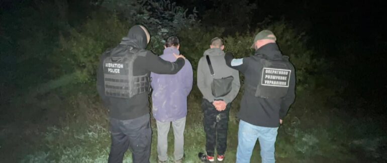 На Закарпатті затримали чергового організатора каналу нелегальної переправи через кордон чоловіків призовного віку