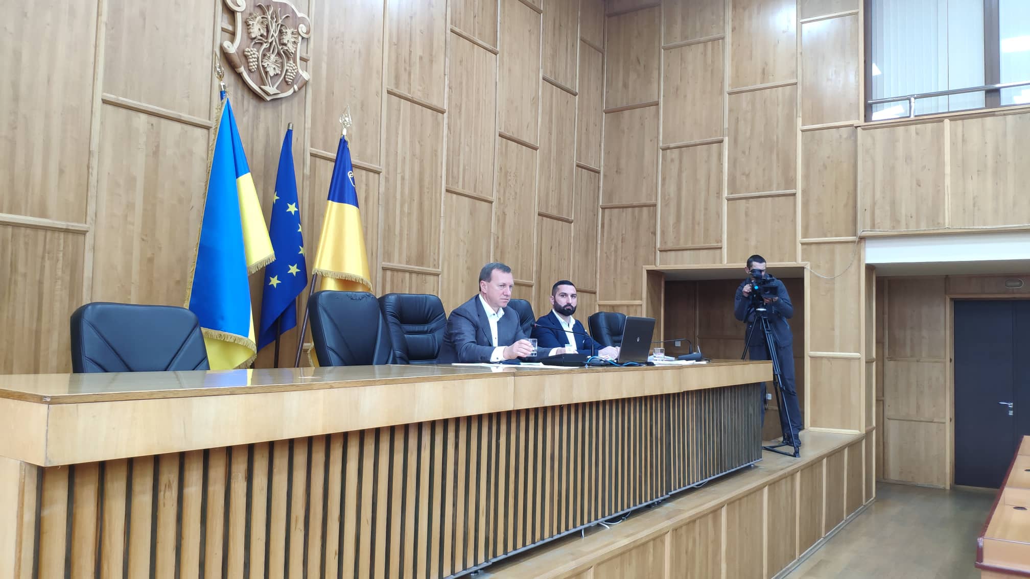 Сьогодні в Ужгороді розпочалось засідання сесії міської ради
