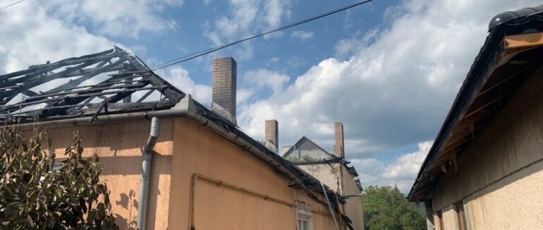 У Сваляві вогонь охопив житловий будинок