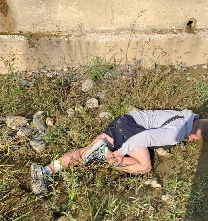 На Закарпатті чоловіку, який хотів втекти за кордон, довелось викликати швидку