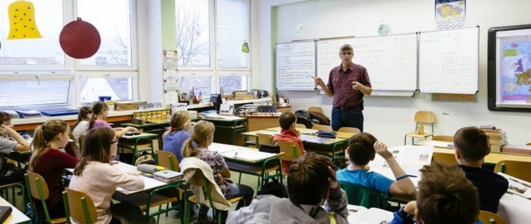 У Чехії до школи та дитсадків записали 66 тисяч українських дітей українських