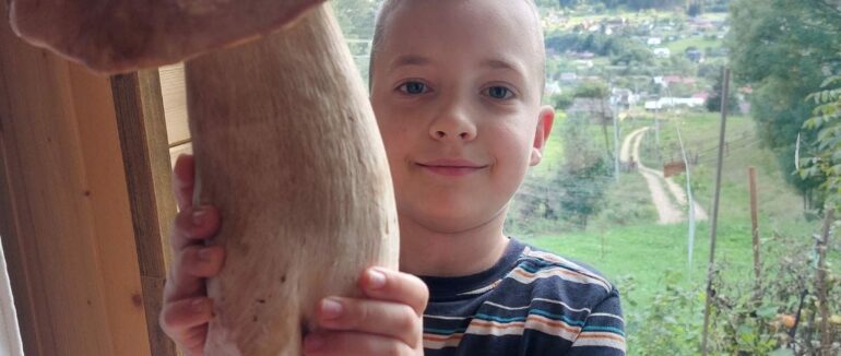 У Верховині знайшли гриб вагою 1,700 кг