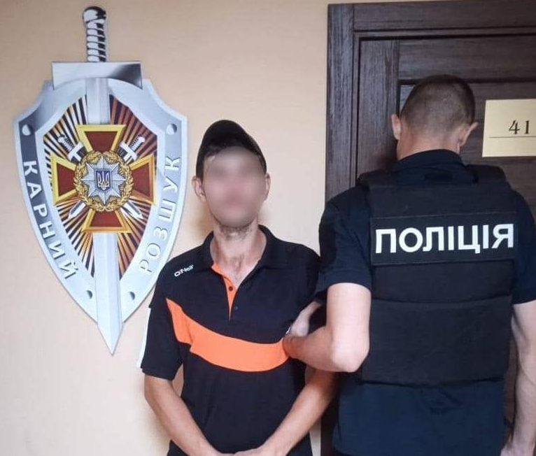 Вночі 37-річний ужгородець обікрав квартиру