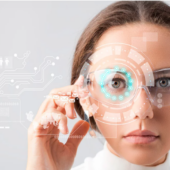 Контактні лінзи: як обрати правильно та кому вони підходять