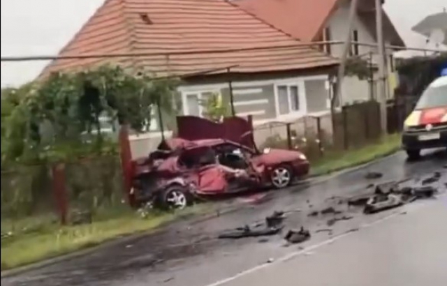 На Берегівщині внаслідок ДТП загинув один із водіїв: ще один та пасажир – у лікарні