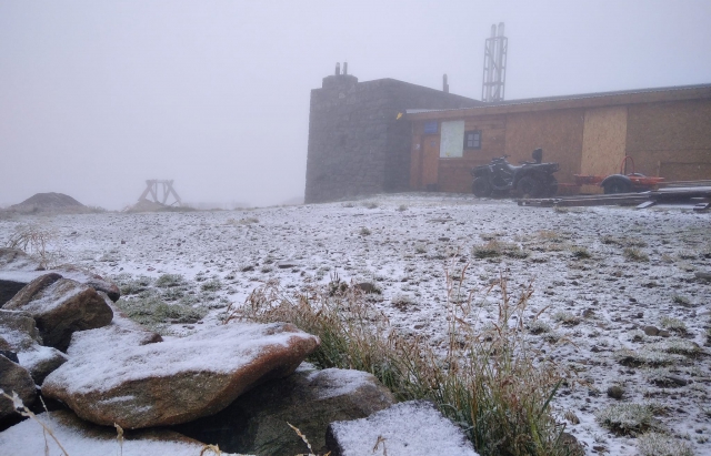 Перший сніг: у Карпатах вже температура опустилася до -1°С