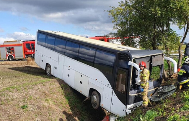 Поблизу Міжгір’я пасажирський автобус потрапив у ДТП