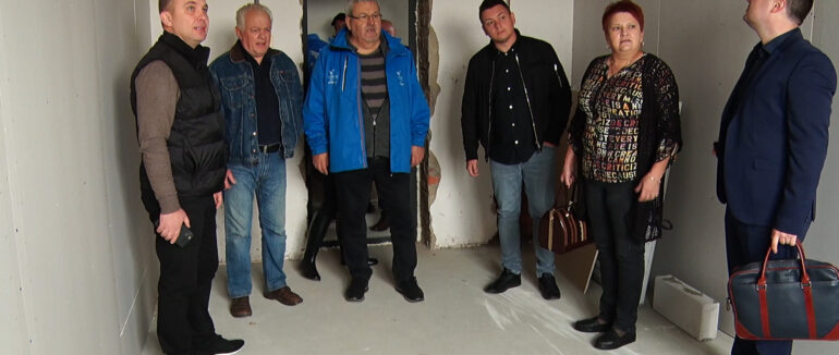 Капітальне оновлення: у Виноградові реконструюють житло для ВПО (ВІДЕО)