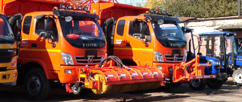 Витратили 22,5 мільйона гривень: в Ужгородській міській раді придбали 9 одиниць техніки (ВІДЕО)