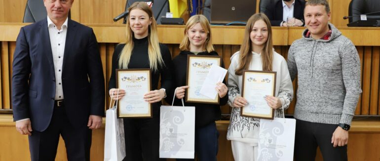 В Ужгороді відзначили спортсменів – переможців Чемпіонату та Кубку світу