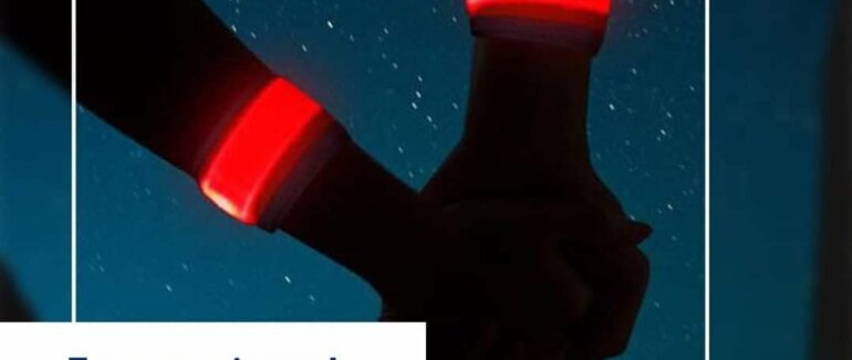 Патрульна поліція Закарпаття нагадує про використання світловідбивних елементів в темну пору доби