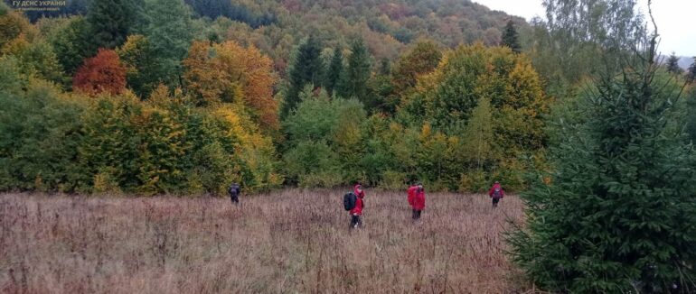 Грибні місця як бермудські трикутники: 43-річного закарпатця, який 1 жовтня заблукав у лісі, знайдено