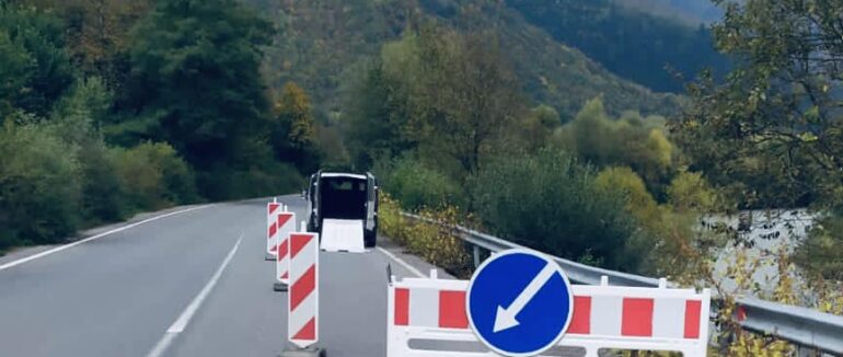 На Рахівщині через дощі пошкоджено частину дороги