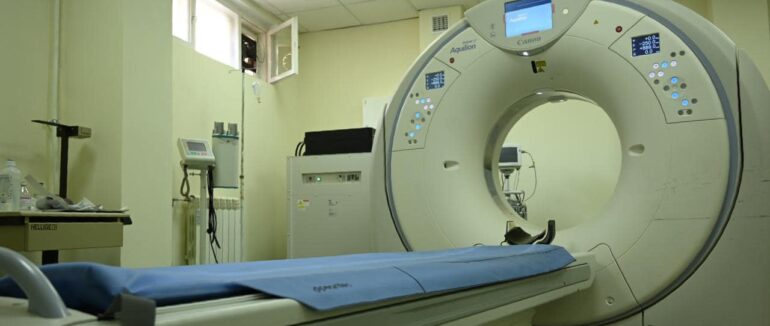 Ужгородську міську лікарню із робочим візитом відвідав голова Закарпатської ОВА Віктор Микита