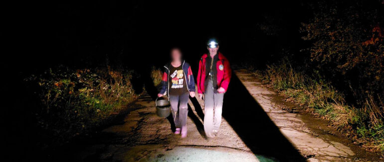 У Мукачівському районі жінка заблукала у лісі: чоловік та рятувальники кілька годин шукали