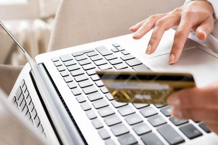 На Закарпатті псевдоподатківці знову почали виманювати гроші від населення