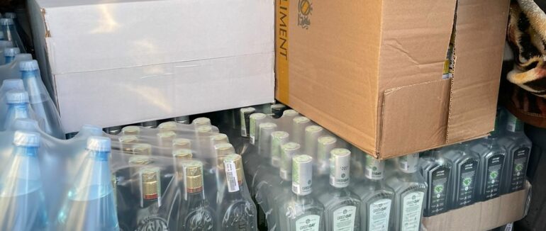 На Закарпатті прикордонники припинили незаконне переміщення підакцизних товарів