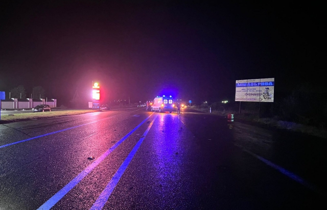 Дві смертельні ДТП за ніч: на Закарпатті автівки збили пішоходів