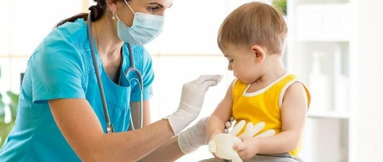 У трійці лідерів: на Закарпатті активно імунізуються від поліомієліту