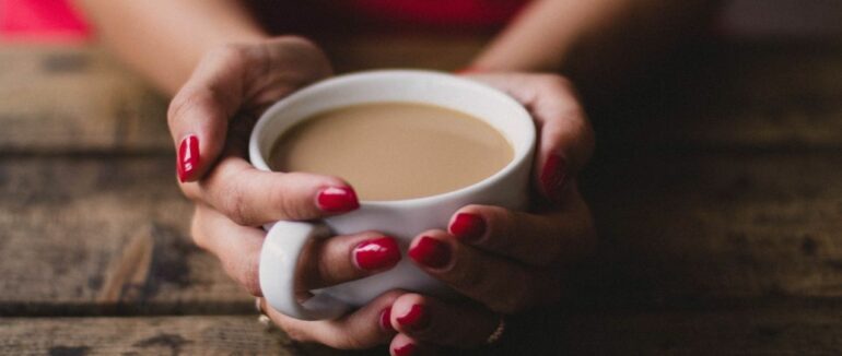 Що пити зранку перед кавою: важлива порада для здоров’я та довголіття