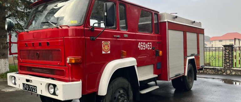 Тячівські вогнеборці отримали новий спеціалізований автомобіль з польського міста-побратима