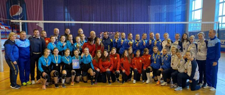 Закарпатські волейболістки – срібні призерки чемпіонату України