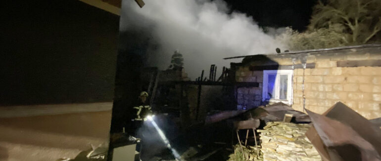 Вночі у Берегівському районі вирувала пожежа