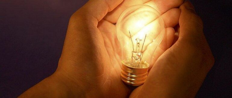 Закарпатців повідомили про графік відключень світла на 14 листопада