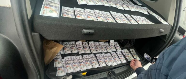 7 тисяч за переправу: на Закарпатті затримали організатора