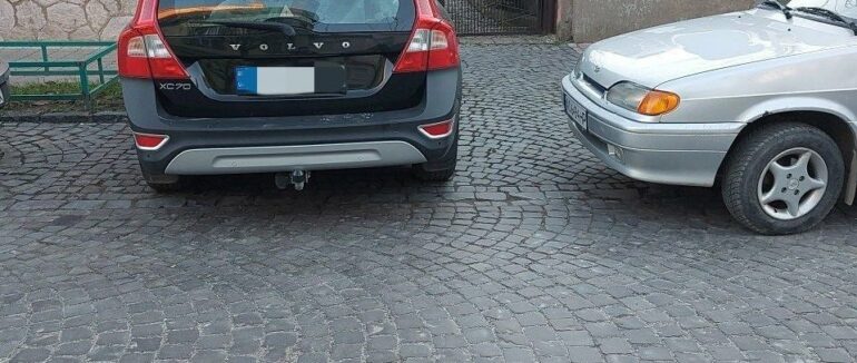 У Мукачеві оштрафували водія за порушення правил паркування