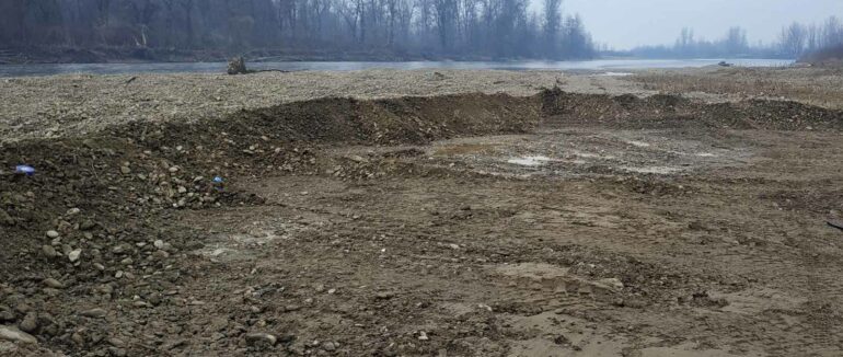 На Хустщині виявили факт незаконного забору гравію
