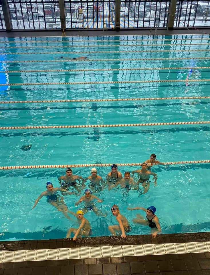 Юні плавці з Мукачева здобули перемогу на міжнародних змаганнях з плавання