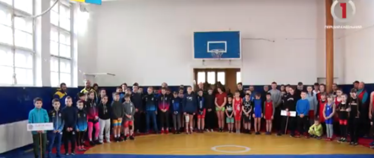 Вільна боротьба у Виноградові: на турнір з’їхались спортсмени зі всієї України (ВІДЕО)