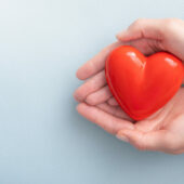 Закарпатців закликають стати донорами: станція переливання потребує крові