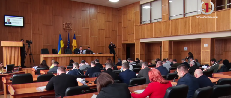 ОСББ відстоювало свою землю: напружена сесія в стінах Ужгородської міськради (ВІДЕО)