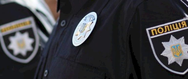 З 26 грудня по 1 січня: правоохоронці на Закарпатті звертатимуть посилену увагу на продаж ялинок