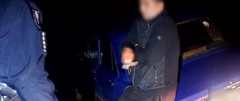 В Ужгороді п’яний водій ВАЗ скоїв ДТП