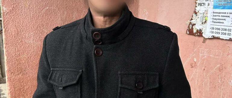 В Ужгороді затримали чоловіка, який користувався чужою банківською карткою