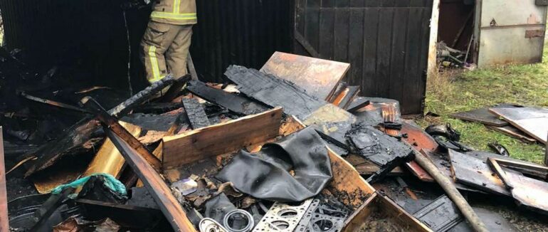 В Ужгороді рятувальники ліквідовували пожежу у гаражі