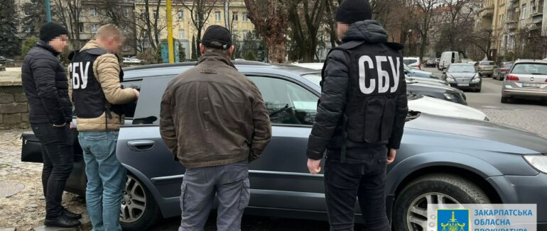 Закарпатця викрили на пропаганді “руського міра”, який виправдовував війну рф проти України