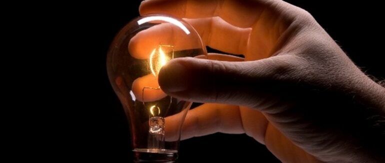 Графік відключення світла на сьогодні на Закарпатті