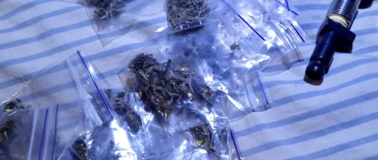 На Хустщині затримали 22-річного чоловіка, який розповсюджував наркотики